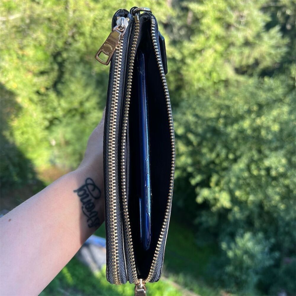 COACH Double Zip Wristlet Phone Wallet Navy Pebble Leather Gold Hardware AUTHNTC - Picture 3 of 12
